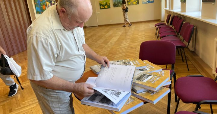 Tumes kultūras namā – ziedojumu koncerts Ukrainai/foto un video/