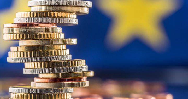 Efektivizē parādu piedziņas procesu