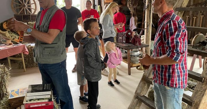 Tumē atklāta «Relikviju klēts»/FOTO/