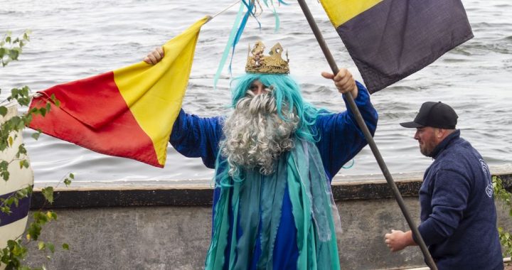 Svētku gājiens un Neptūna sagaidīšana Engurē