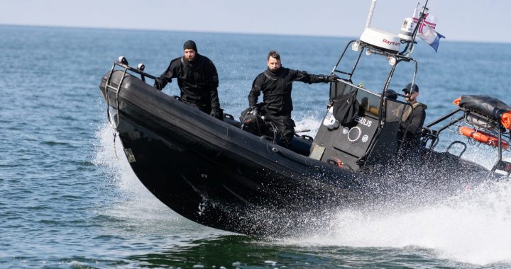 Jūras spēki aicina Latvijas pilsoņus pieteikties profesionālajā dienestā