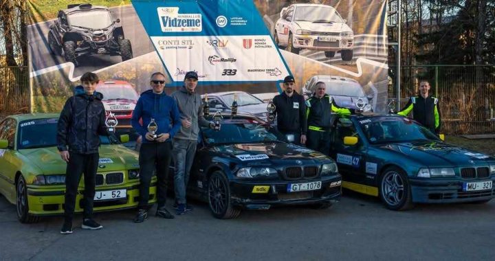 Novadniekiem godalgota vieta sacensībās