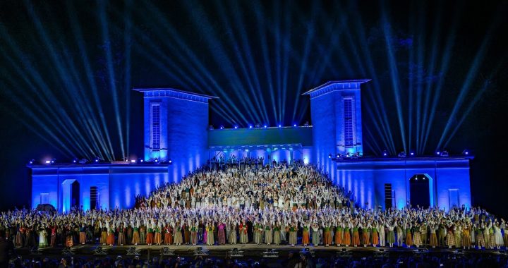 Kurš saņēma Gada balvas kultūrā?