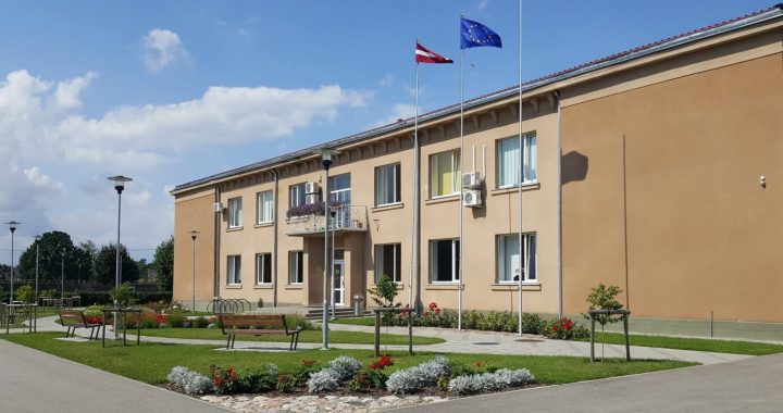 Tiek pārcelts arī Engures pasts