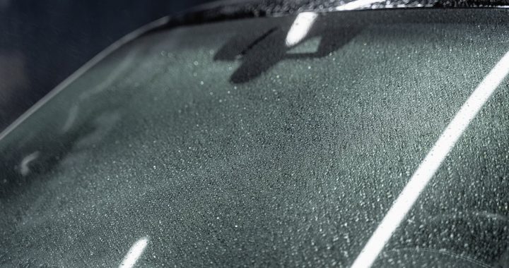 Auto stiklu remonts vai maiņa – kā pieņemt pareizo lēmumu?