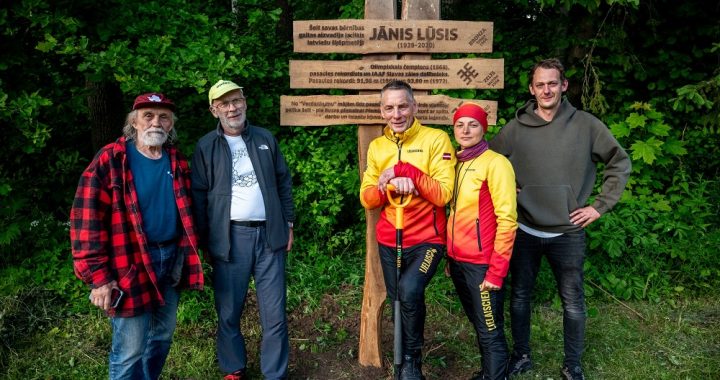 3700 taku skrējēju sacentušies Saulgriežu “Stirnu bukā” Matkulē/FOTO/