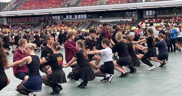 Kā svētku dalībniekiem klājas Rīgā/Foto un video/