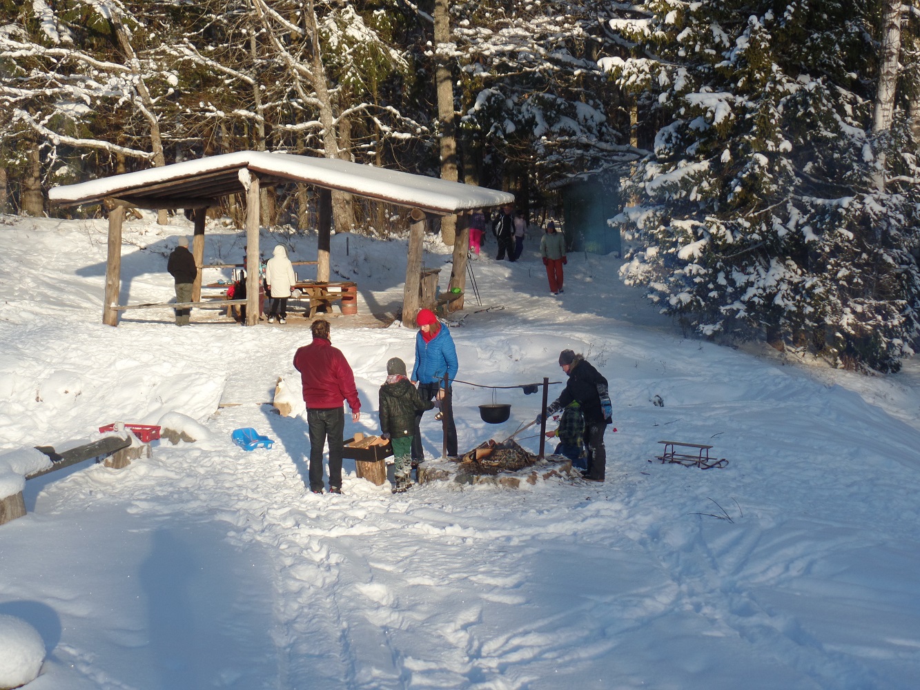 Aktīva ziemas nedēļas nogale ar Sniega dienu Tukuma apkārtnē