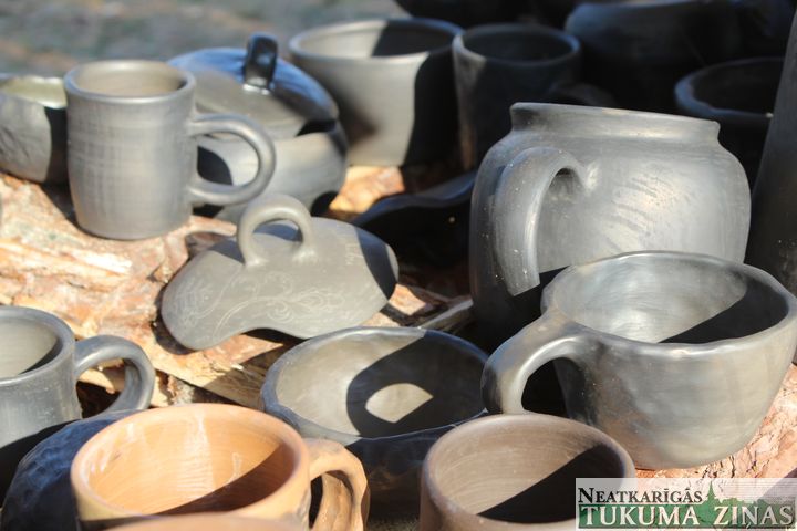 Ar izstādi noslēdzies Kandavas Mākslas plenērs/FOTO/