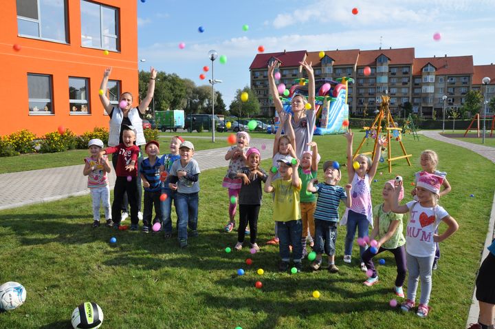 Vasaras noslēgums bērnudārzā «Karlsons» /FOTO/