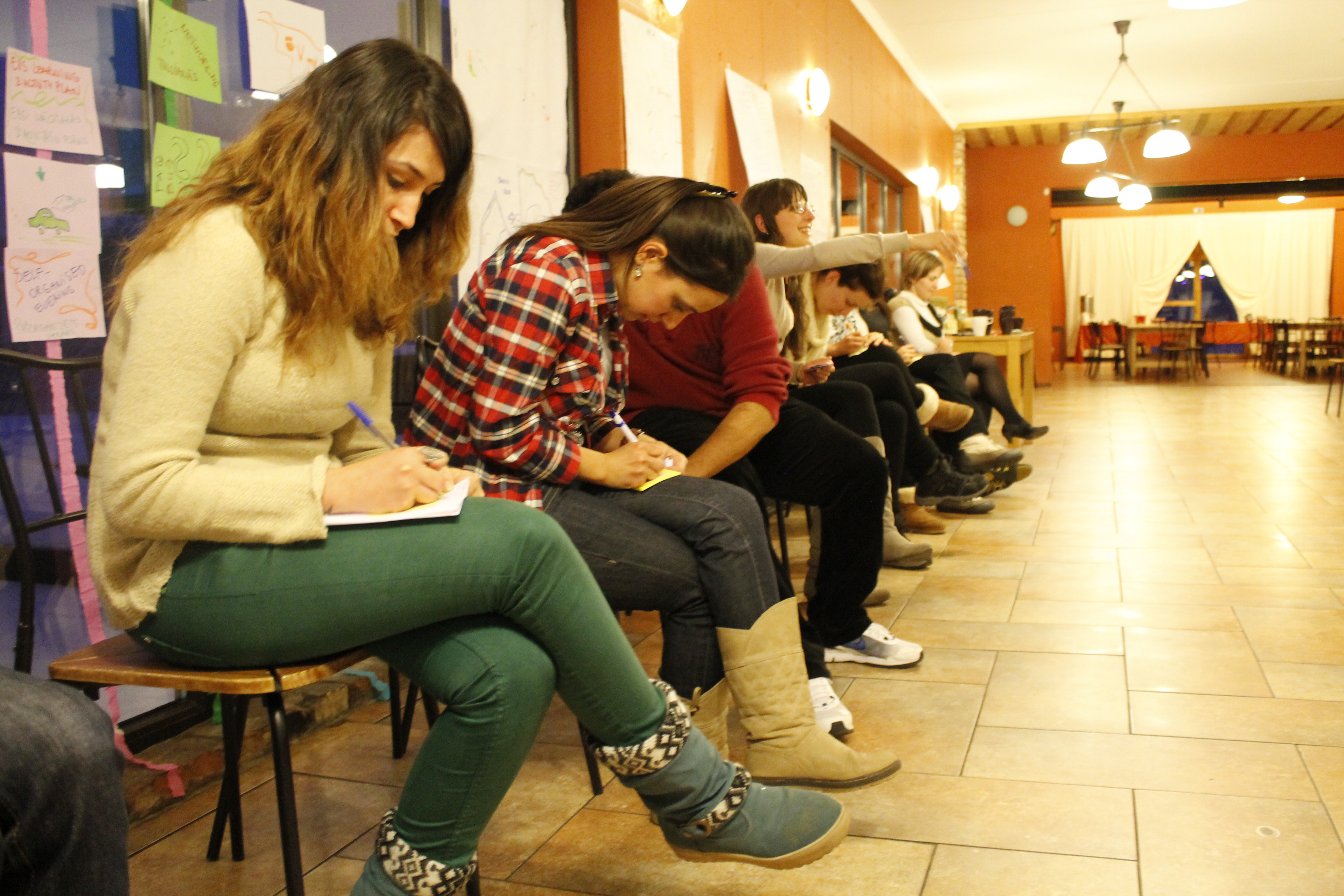 Jauniešus aicina pieteikties izaugsmes iespēju skolai «Tramplīns»