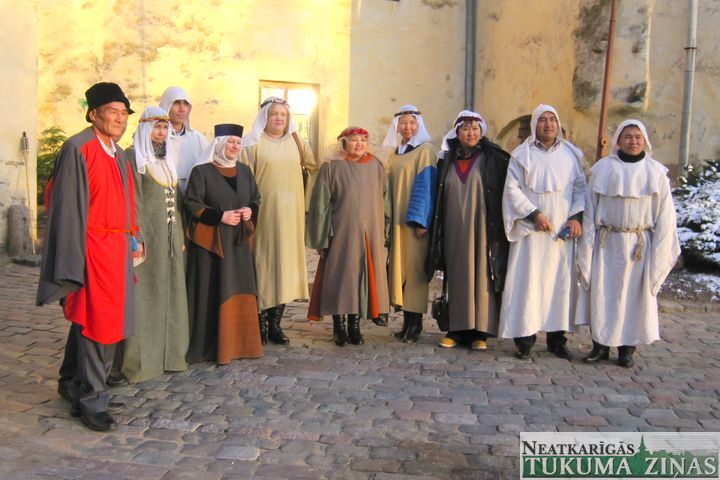 Jaunpilī viesojas Kirgīzijas delegācija