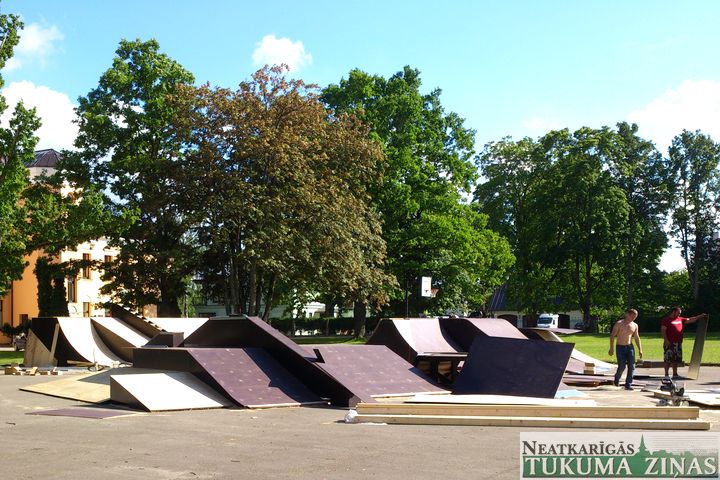 Kandavā tiek izveidots skeitparks