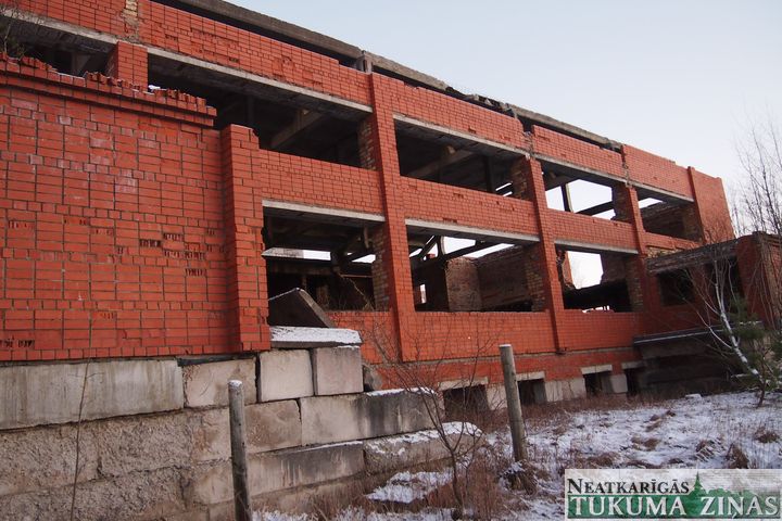 Kandavas novadā apsekotas bīstamās būves