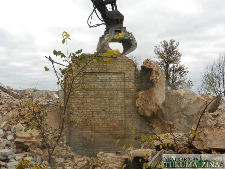 Nojaukts Tukuma rūpkombināta keramikas cehs /pievienots VIDEO/