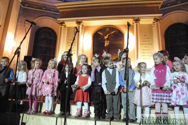 Labdarības koncertā saziedoti 592 lati