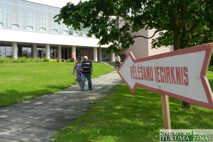 Līdz pusdienlaikam Slampes vēlēšanu iecirknī aktivitāte zema