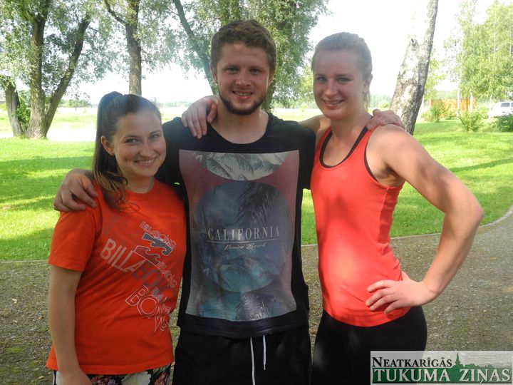 Nosvinēti Viesatu svētki