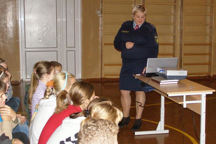 Pieaug interese par policijas darbu