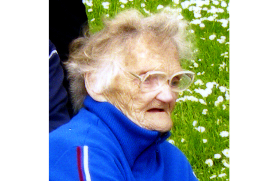 Policija un zemessargi meklē no Raudas pansionāta pazudušu sirmgalvi