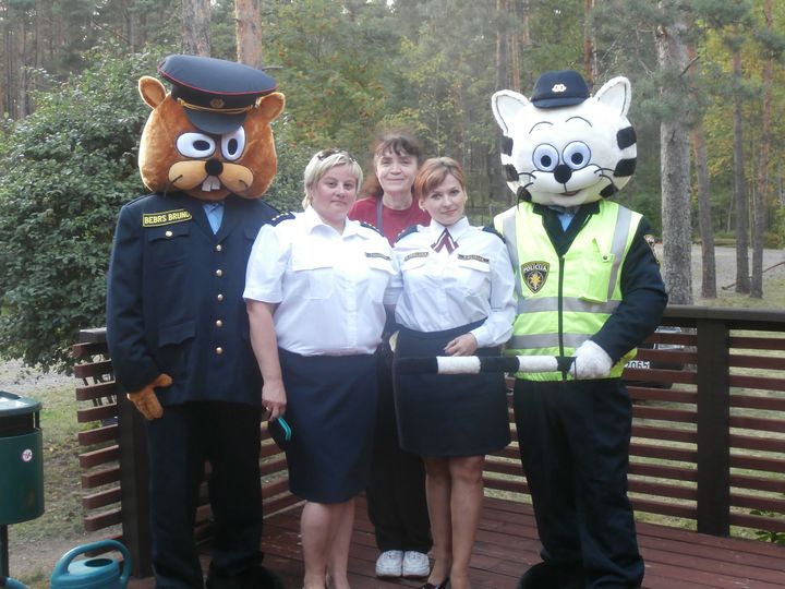 Policisti stāsta par drošību