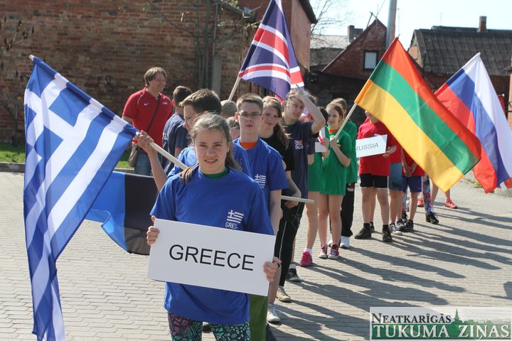 Skolēnu Olimpiskā diena Tukumā /FOTO/