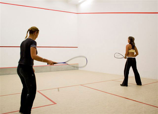 Skvoša atvērto durvju diena 9. decembrī