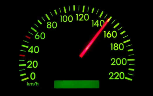 Svētku laikā visvairāk pieķerti autovadītāji par ātruma pārsniegšanu