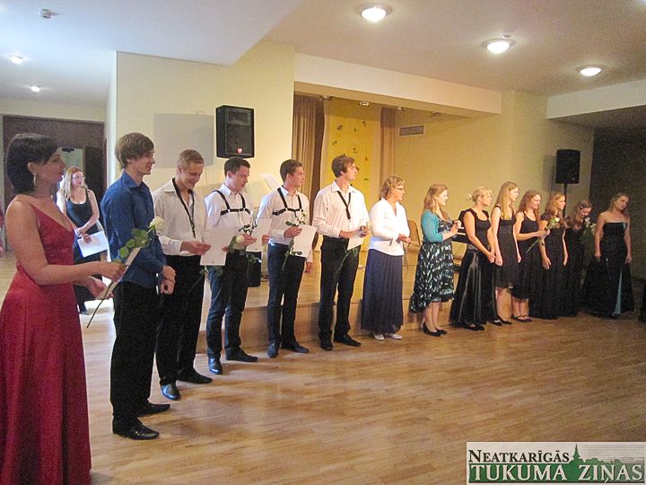 Teodora Reitera balvas pasniedza Milzkalnē