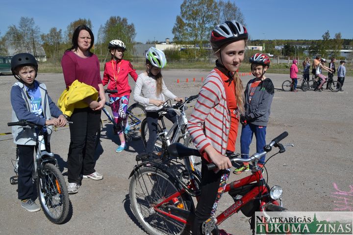Tukumā noticis Latvijas jauno satiksmes dalībnieku forums 2014 /FOTO/