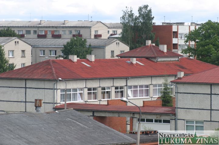 Tukumā rosina domes izpilddirektora atcelšanu