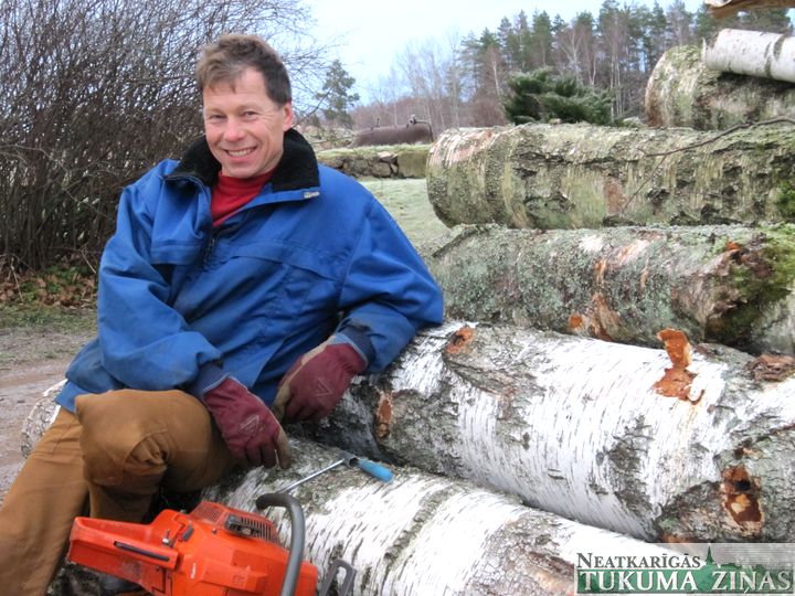 Uldis Bērziņš: “Lauki liek justies brīvam un strādāt klusumā”